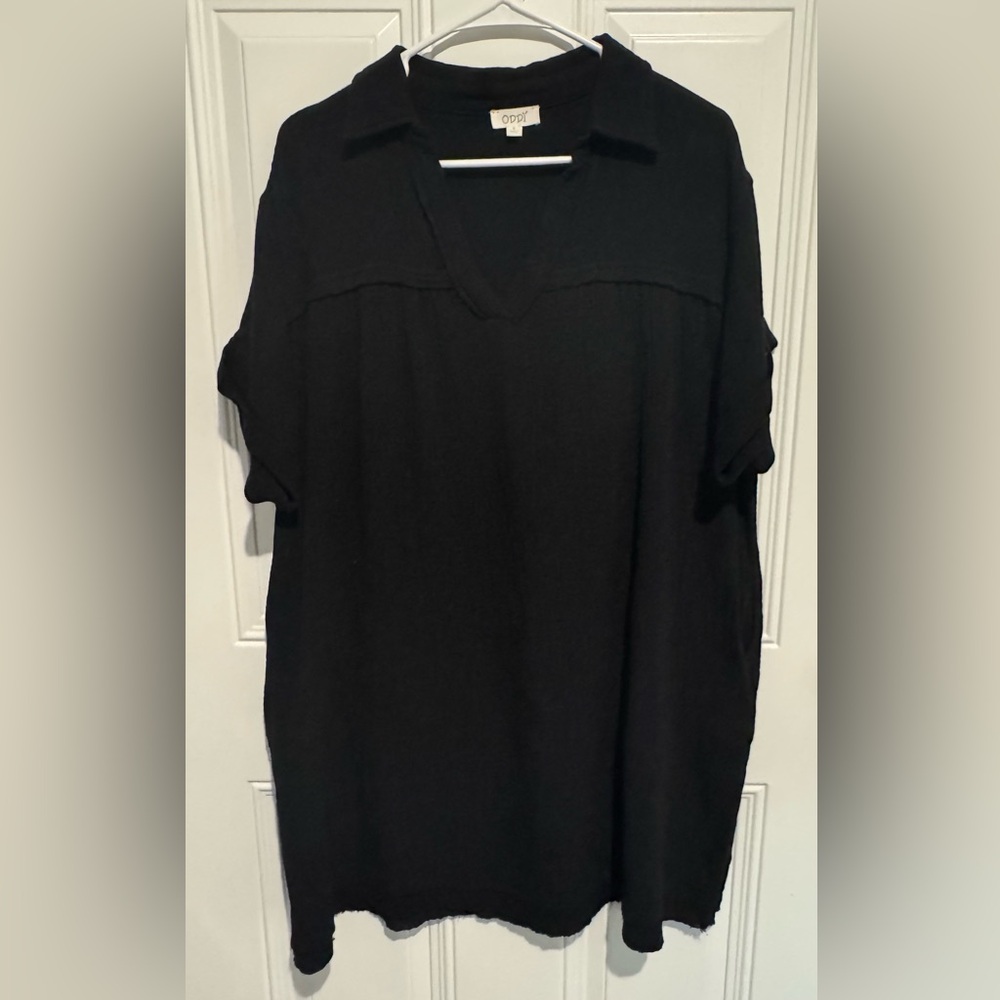 ODDY Black V-Neck Boutique Dress